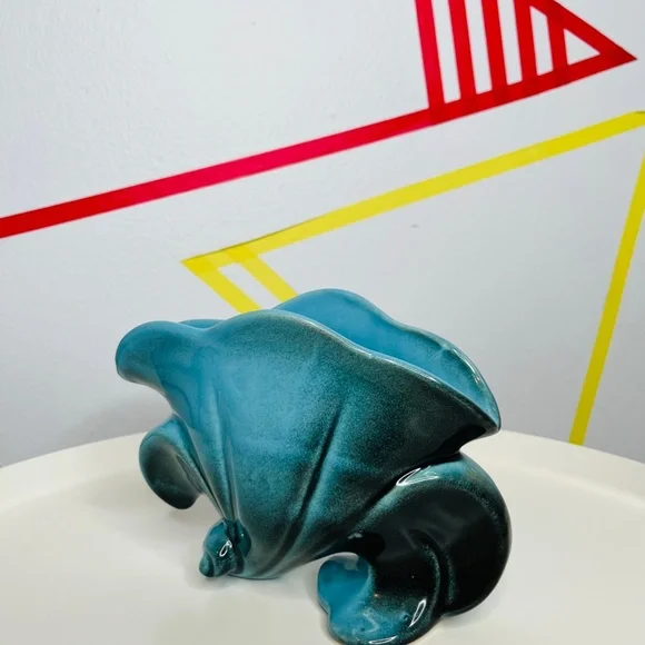 Blue Flower Vase - Picture 2 of 4